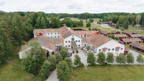 Högbo Brukshotell i Sandviken — hotellfoto