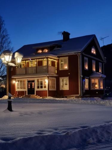 Strandås Gästgiveri i Sysslebäck — hotellfoto