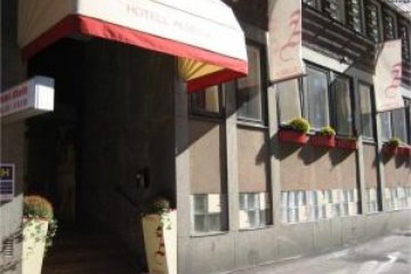 Arena Hotel